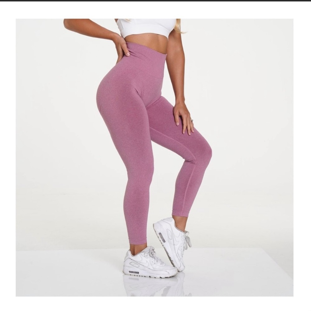 NVGT leggings size small - Picture 2 of 3